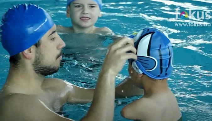 Besplatno uče plivati djecu s invaliditetom