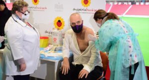 Vakcinacija protiv koronavirusa počela i u Albaniji