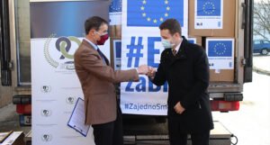 Delegacija EU u BiH: Institutu za javno zdravstvo RS uručena zaštitna oprema