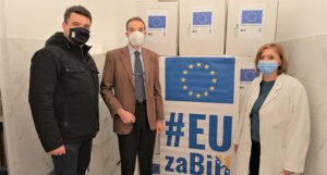 Delegacija EU nastavlja da donira zaštitnu opremu Unsko-sanskom kantonu