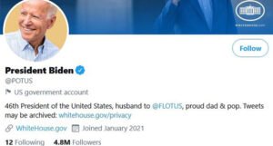 Biden preuzeo predsjednički Twitter, odmah je zapratio manekenku koju je Trump blokirao