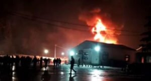 Požar u migrantskom kampu u Blažuju