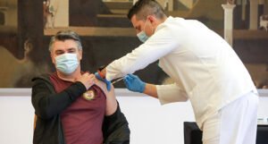 Milanović: Vakcine bih kupio i od čečenske mafije da su dostupne