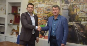 Prva općina u antikoruptivnom sistemu KS, Hadžibajrić i Kafedžić potpisali sporazum