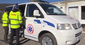 SOS Bihać osigurao sanitetsko vozilo i cjelodnevnu zdravstvenu pomoć u Lipi