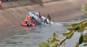 Autobus sletio u kanal, poginulo najmanje 39 osoba (VIDEO/FOTO)