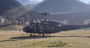 Tijelo stradalog planinara helikopterom prebačeno u Jablanicu (FOTO)