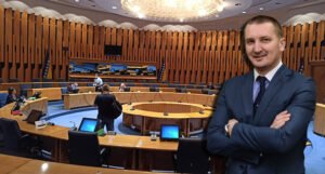 Odbija saradnju i rezultati rada su mu loši: Zatražena smjena ministra pravde Josipa Grubeše