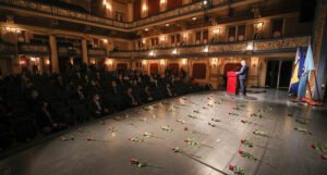 Komemorativna sjednica: Ne dozvoliti da veo zaborava prekrije nedužne žrtve Sarajeva (FOTO)