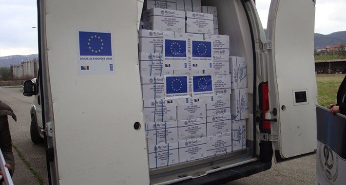 Delegacija EU u BiH donirala 375.000 zaštitnih rukavica Institutu za javno zdravstvo RS-a