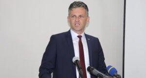 Mirnes Bašić i zvanično novi premijer ZDK