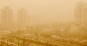 Kinu zahvatila pješčana oluja, zagađenje u Pekingu dostiglo opasne nivoe