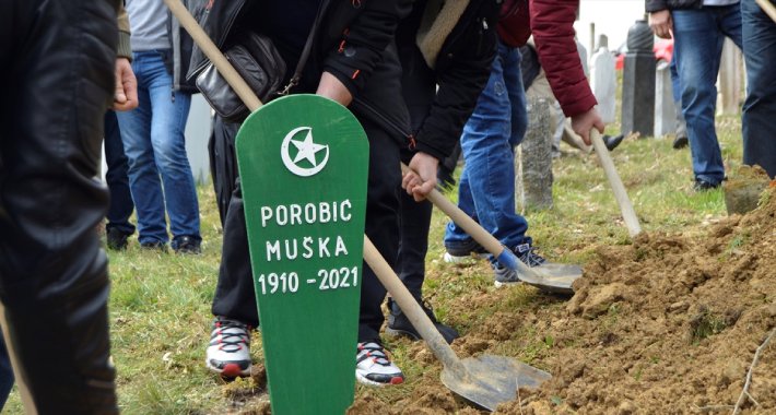 U Srebrenici klanjana dženaza Muški Porobić