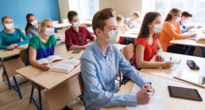 Sivro: Štrajk upozorenja ako se ne smanji fizička distanca u učionicama