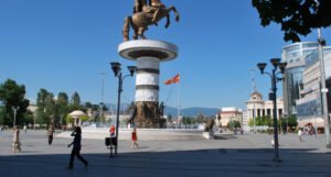 Sjeverna Makedonija uvodi policijski sat