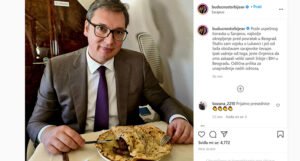 Vučić pojeo sarajevske ćevape i uz fotografiju napisao poruku (FOTO)