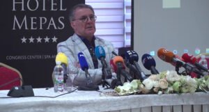 Mamić drži press konferenciju: Ako idem u zatvor, idem u zatvor u BiH