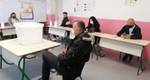 CIK BiH objavio izlaznost do 11 sati na izborima u Travniku i Foči (FBiH)
