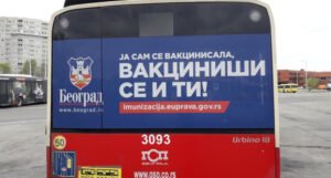 Na ulicama Beograda autobusi u cilju promocije vakcinacije protiv koronavirusa