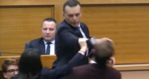 Lukaču zbog udaranja Stanivukovića prijete dvije godine zatvora