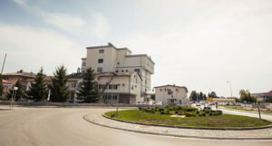“Buknulo” još jedno žarište u BiH: Zaraženih sve više, medicinari na izmaku snaga