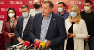 PEN Centar: Trenutna politička kriza direktno ugrožava mir i sigurnost u BiH
