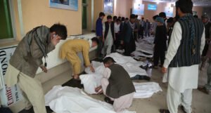 U bombaškom napadu u školi ubijeno 50 osoba, uglavnom djece