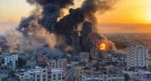 Eskalirali sukobi Izraela i Hamasa, u raketnim napadima ubijeno najmanje 35 ljudi
