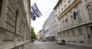Nekoliko zemalja EU u znak podrške razvile zastave Izraela