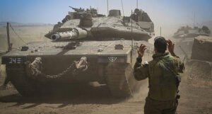 Izraelska vojska se gomila na granici s Gazom: Da li kreće i kopneni udar?