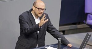 Poruke iz Njemačke: Srbija ne može sjediti na dvije stolice