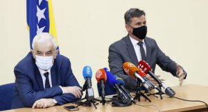 NiP: “Sramne opstrukcije Vlade FBiH i Novalića u vezi sa nabavkom vakcina”