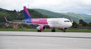 WIzz Air prekida nekoliko aviolinija iz Tuzle, Banje Luke i Sarajeva