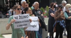 Ekološki aktivisti u Zenici protestovali protiv gradnje HE “Janjići”