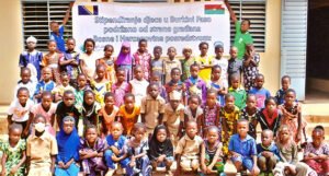 Učenici OŠ “Hasan Kikić” iz Gračanice stipendirat će 60 djece u Burkini Faso