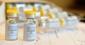 WHO upozorio na nestašicu vakcina u COVAX-u za manje razvijene države