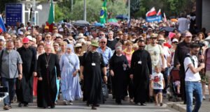 Mnoštvo vjernika iz cijeloga svijeta sudjelovalo u procesiji u Međugorju