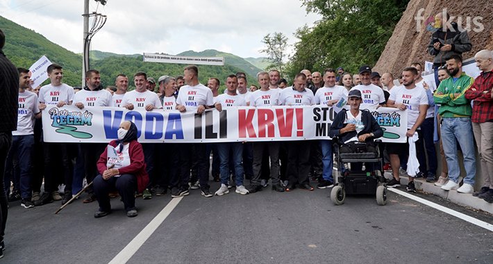 Veliki protest protiv izgradnje malih hidroelektrana na Neretvici: Voda ili krv!