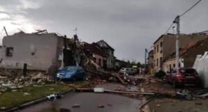 Tornado pogodio Češku, sela sravnjena sa zemljom