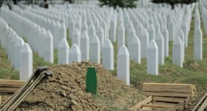 Oko 570 majki Srebrenice preminulo, a nisu našle kosti najmilijih