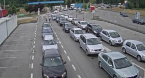 Kolone vozila na nekoliko ulaza u Bosnu i Hercegovinu