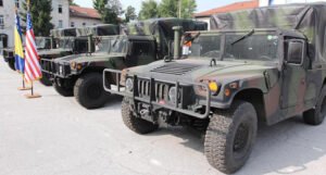 Danas primopredaja 21 višenamjenskog vozila koje je Vlada SAD donirala BiH