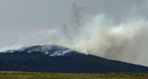 Lokalizovana tri požara u blizini Kupresa, problem predstavljaju mine