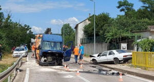 Jedna osoba poginula u teškoj saobraćajnoj nesreći