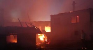 Izgorjela tvornica u kojoj je radilo stotinu radnika, vatra uništila kuće i štale