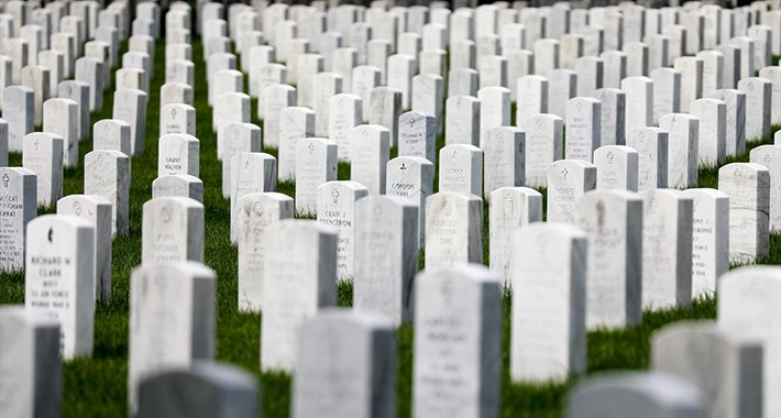U Afganistanu za 20 godina poginulo više od 2.400 američkih vojnika