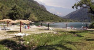 Boračko jezero, idealno mjesto za odmor i rekreaciju u ljetnim danima