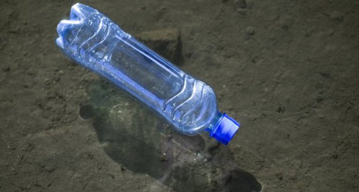 Flaširana voda neusporedivo štetnija po okoliš od vode iz slavine