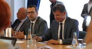 Direktor BH-Gasa podnio ostavku: Novalić i Džindić podržavaju kriminal