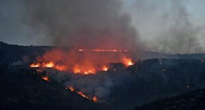 Stanje na požarištima u Hercegovini: Iznad Donje Jablanice požar se razbuktava